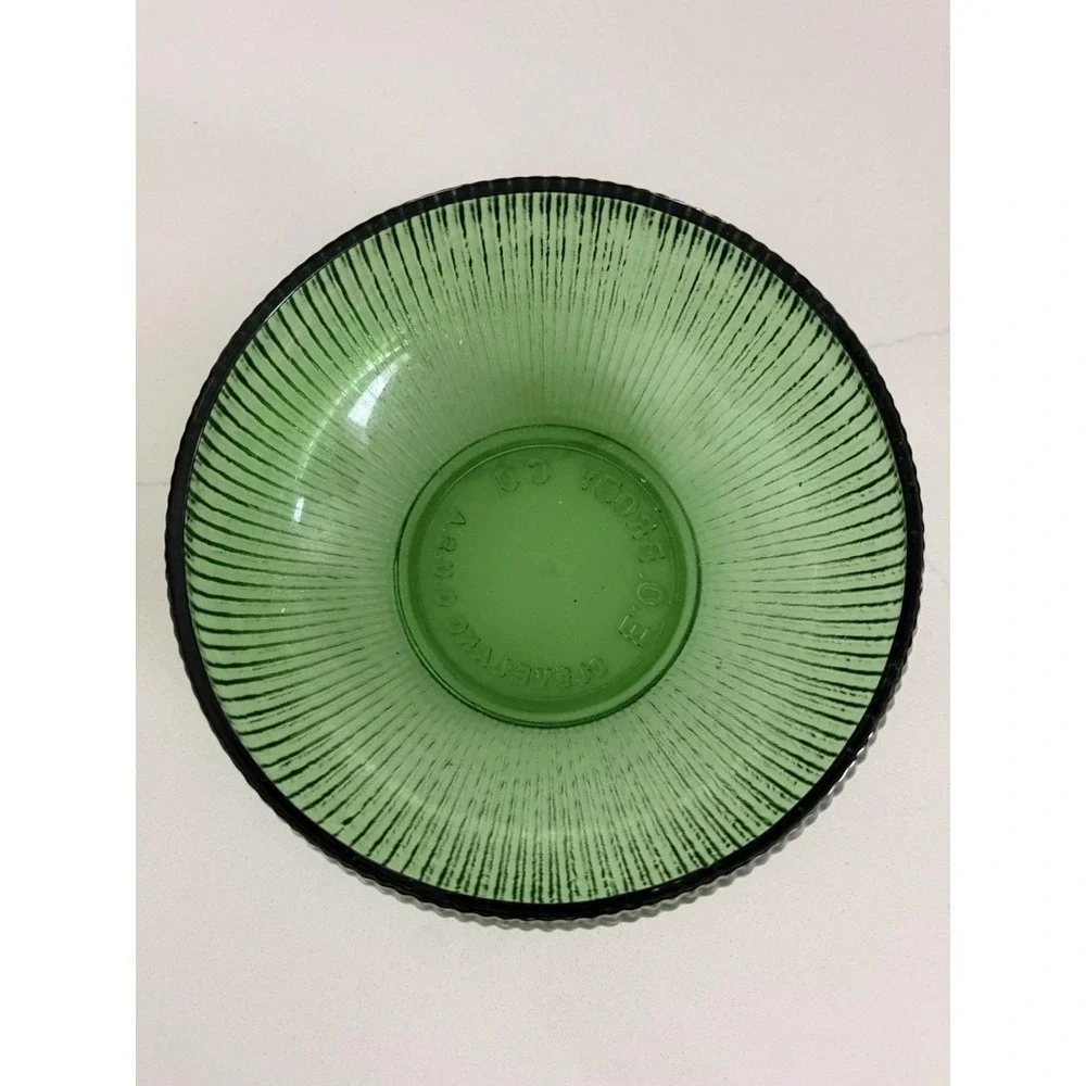 Vintage E.O Brody Co. Emerald Green Ribbed Glass Bowl 5.75